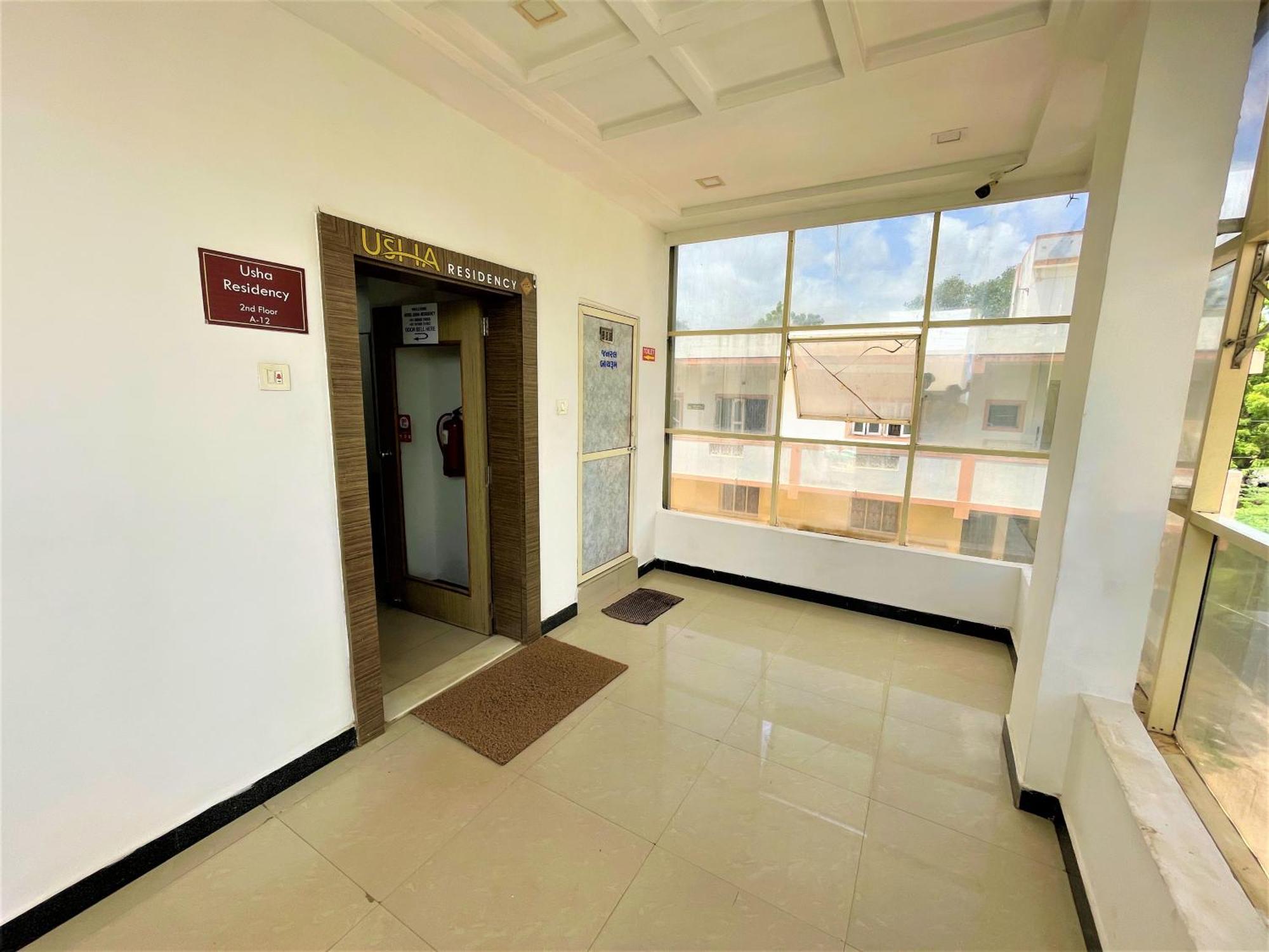 Stay Guru Usha Residency Bhuj Extérieur photo