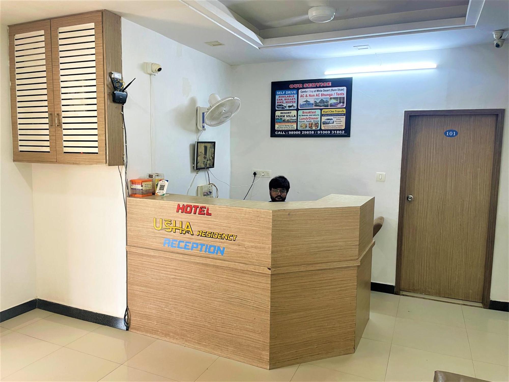 Stay Guru Usha Residency Bhuj Extérieur photo